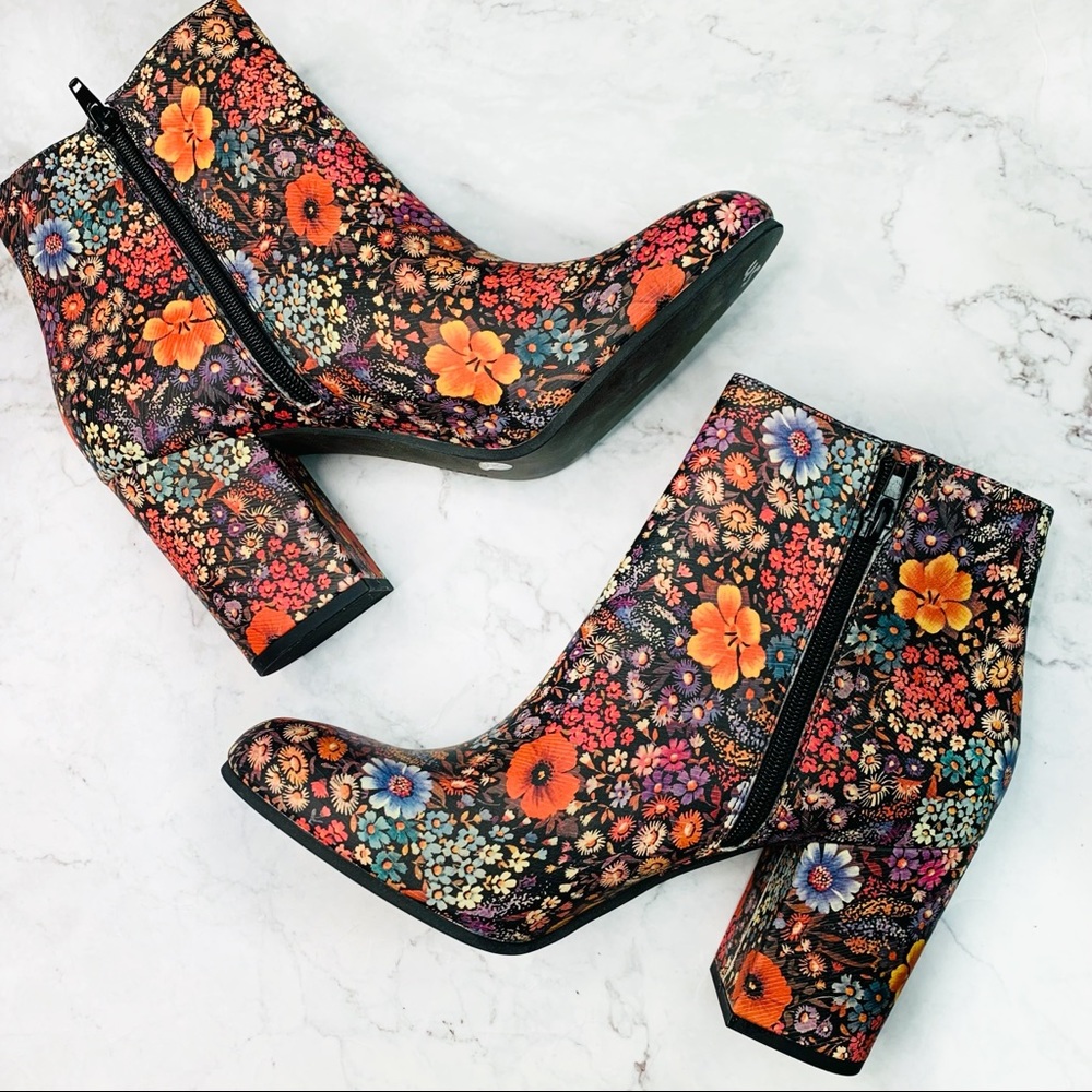 NEW Lucky Brand Salmah Floral Ankle Booties